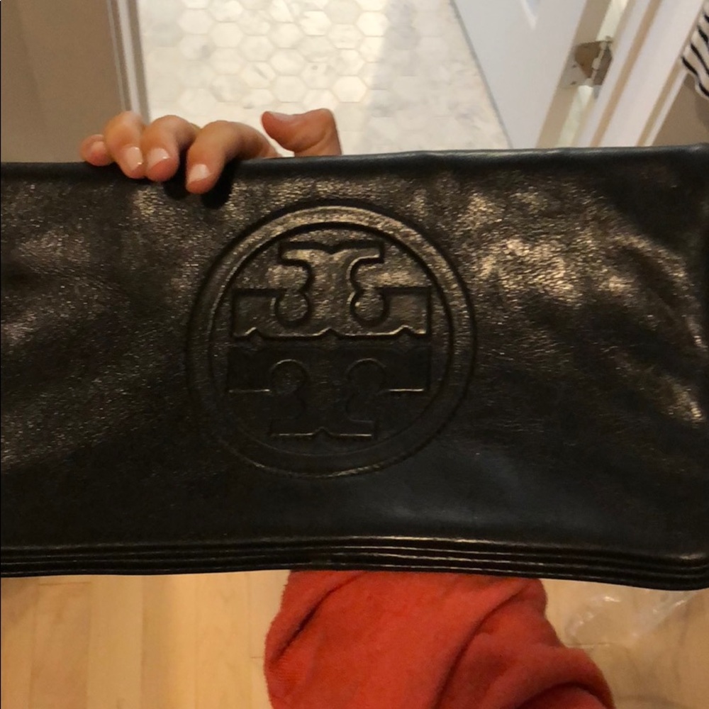 Black Tory Burch clutch